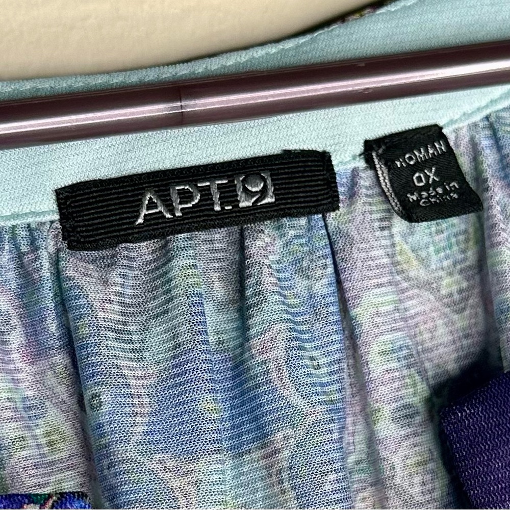 Apt 9 Boho Beaded Print Blouse Women’s 0X – Blue Purple Paisley Top - Picture 6 of 6